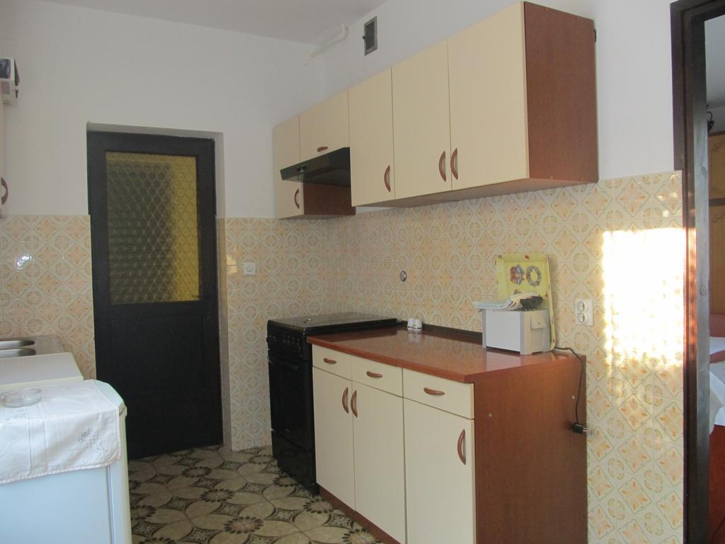 Apartment Razum Pula Bagian luar foto